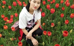 一个上面吃一个面吸视频